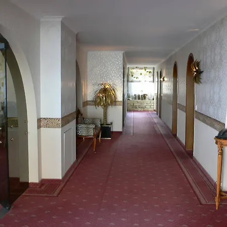 Hotel-restaurant Arneggers Adler 3*