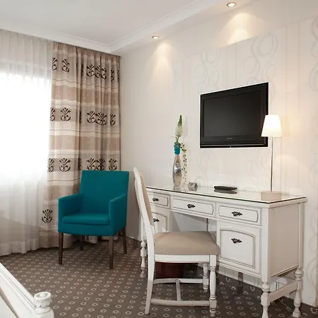 Hotel-restaurant Arneggers Adler Hotel 3*