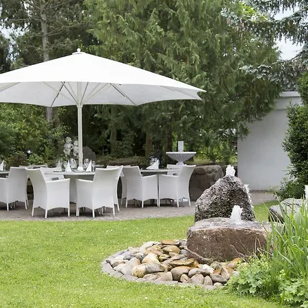 Hotel-Restaurant Arneggers Adler Tiefenbronn