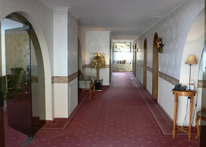 Hotel-restaurant Arneggers Adler 3*